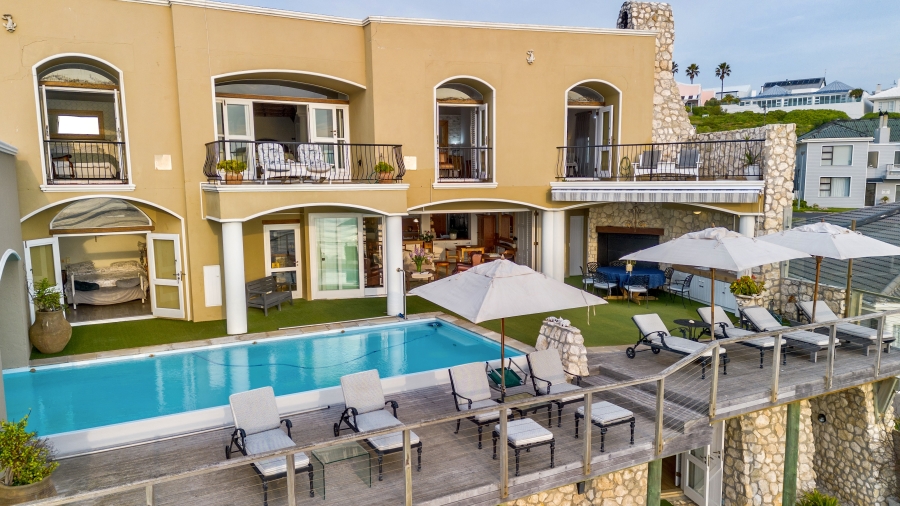 7 Bedroom Property for Sale in Yzerfontein Western Cape